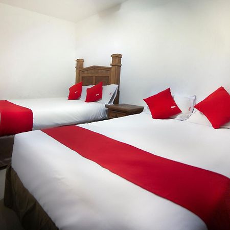 מונטריי Hotel Mahu מראה חיצוני תמונה