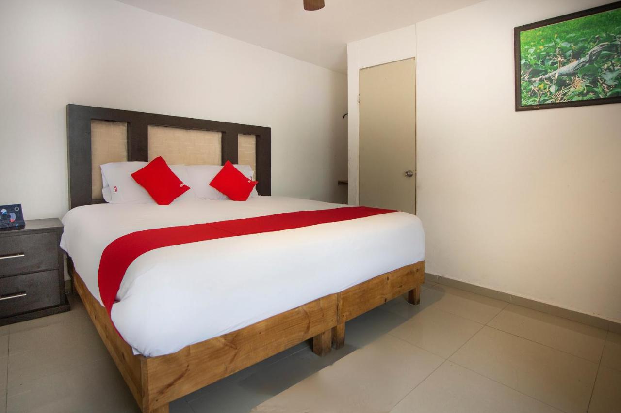 מונטריי Hotel Mahu מראה חיצוני תמונה