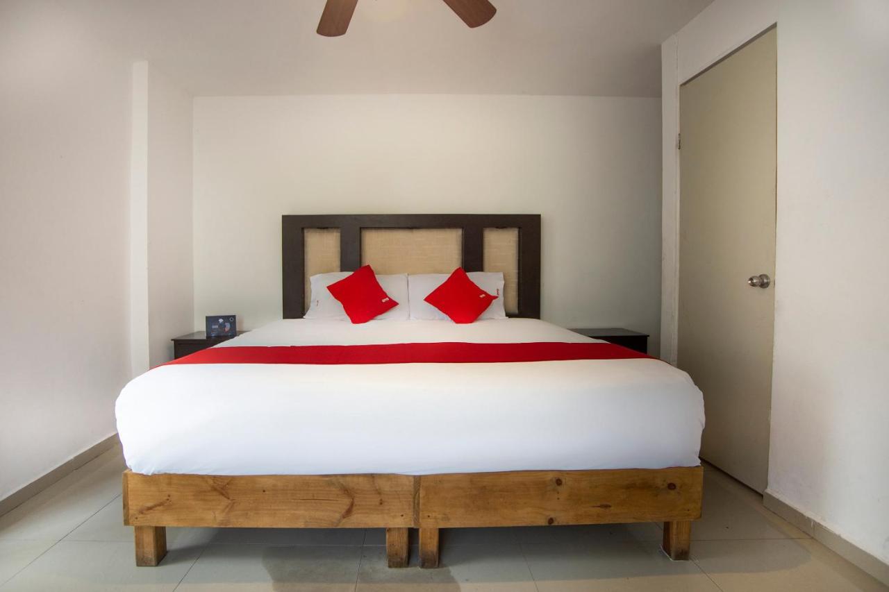 מונטריי Hotel Mahu מראה חיצוני תמונה