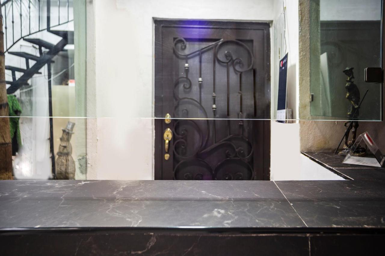 מונטריי Hotel Mahu מראה חיצוני תמונה