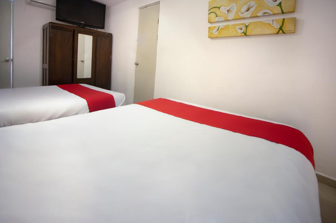 מונטריי Hotel Mahu מראה חיצוני תמונה