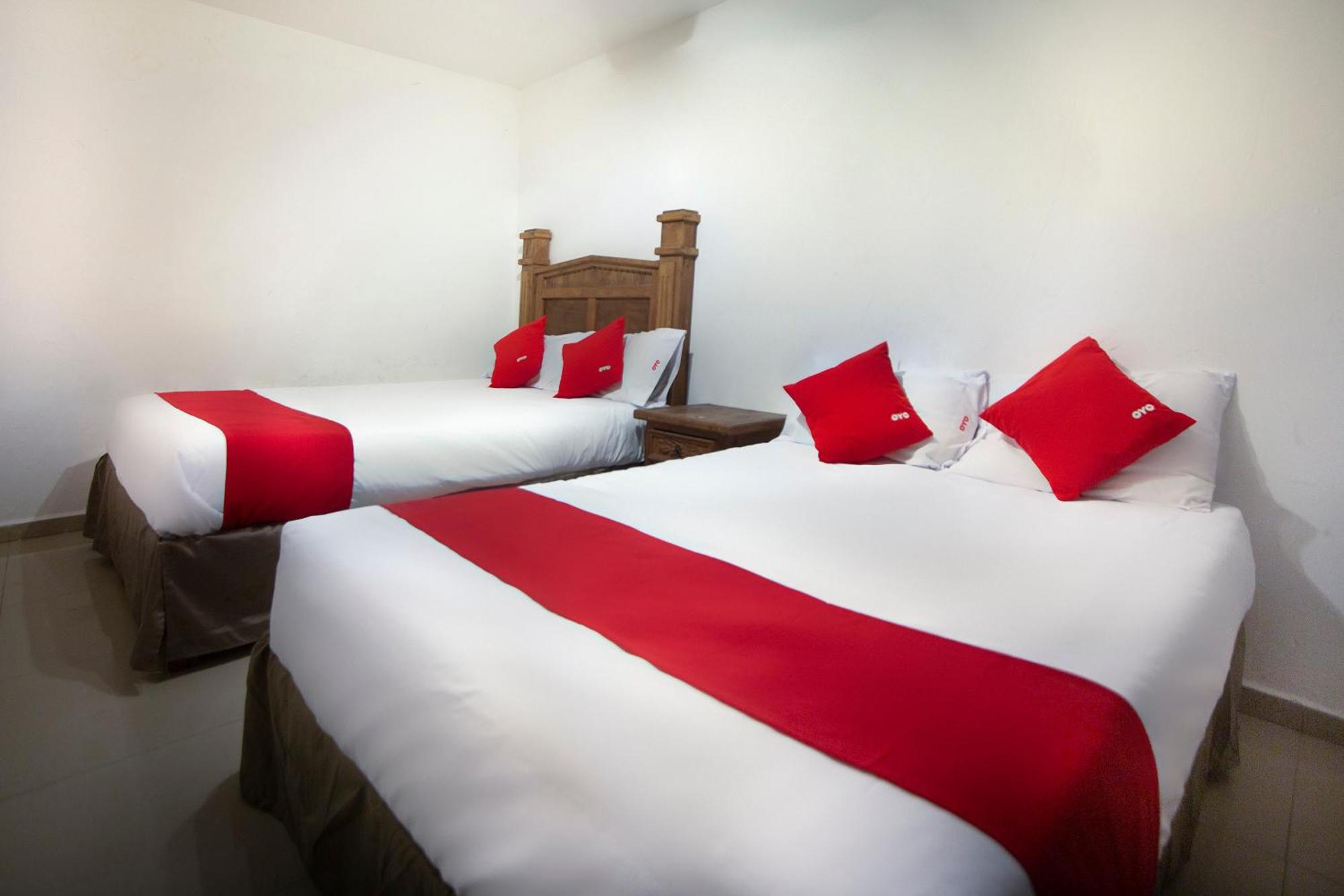 מונטריי Hotel Mahu מראה חיצוני תמונה