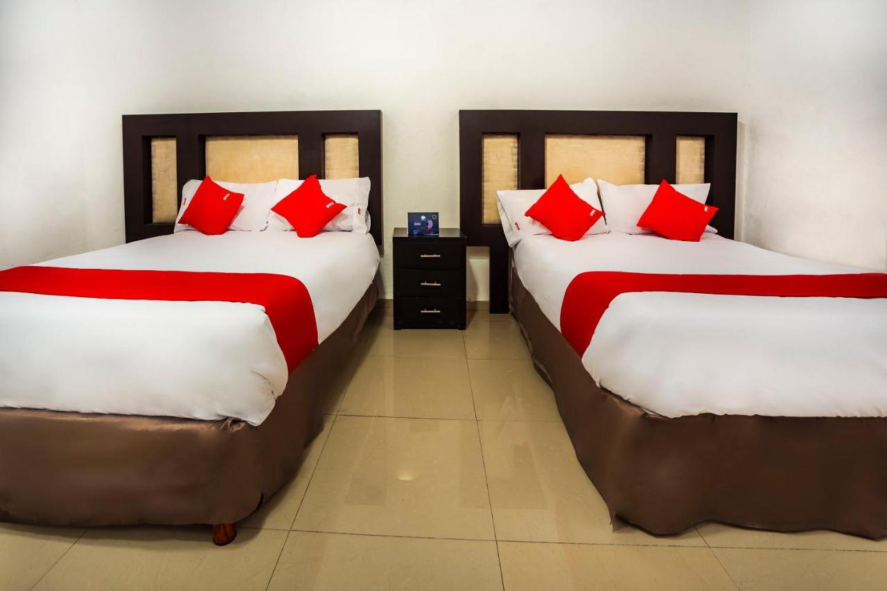 מונטריי Hotel Mahu מראה חיצוני תמונה